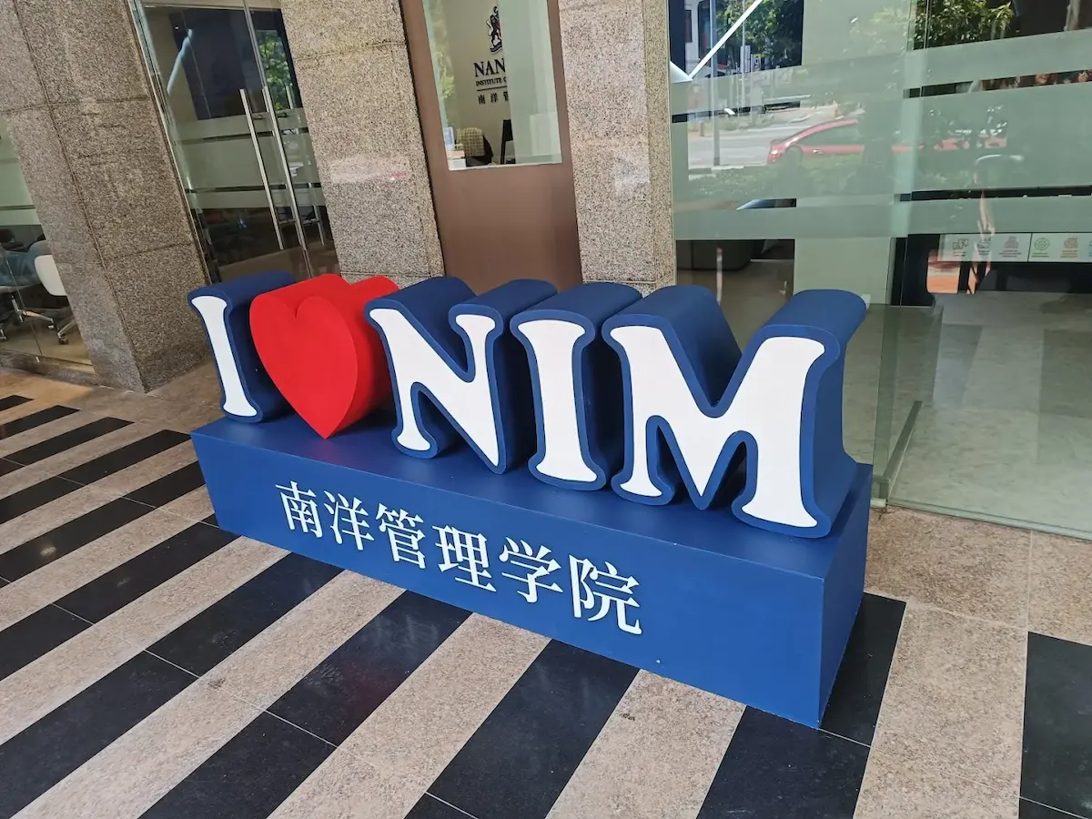 Cơ hội thực tập hưởng lương và định hướng nghề nghiệp